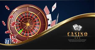 Màn hình ứng dụng 168f hiển thị giao diện slot và live casino trên điện thoại